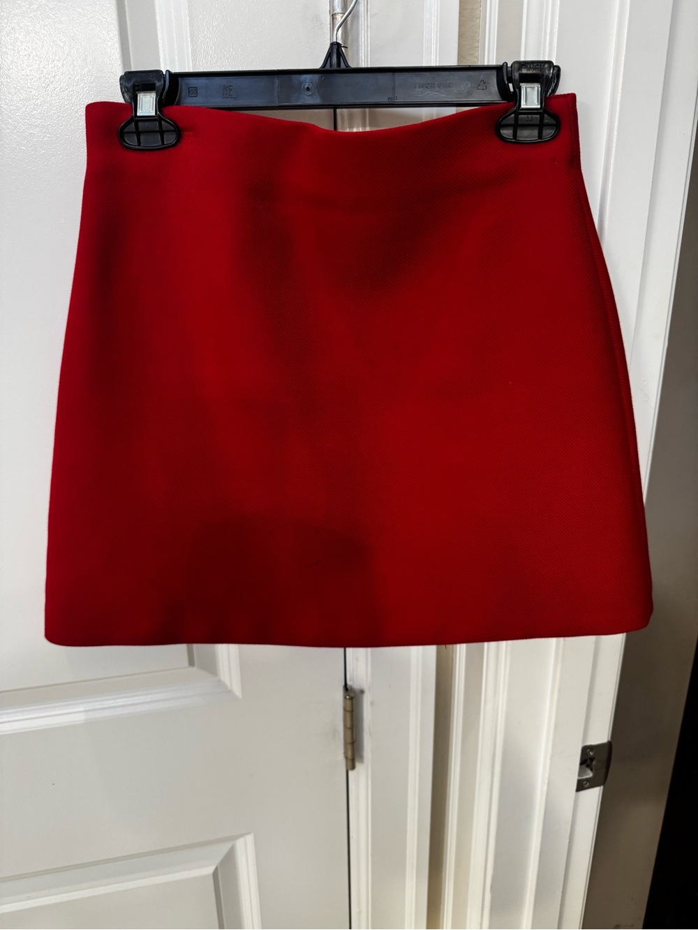 Zara Red Mini Skirt – Classic Straight Cut